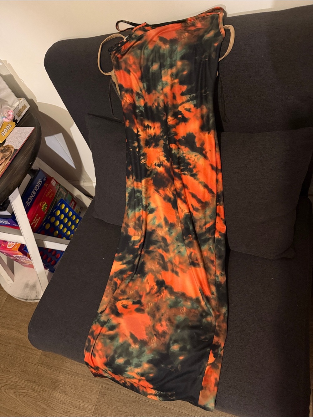 Two dresses - Picture 4 of 4